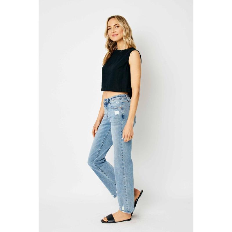 JUDY BLUE MID RISE MEDIUM WASH DESTROY STRAIGHT JEANS